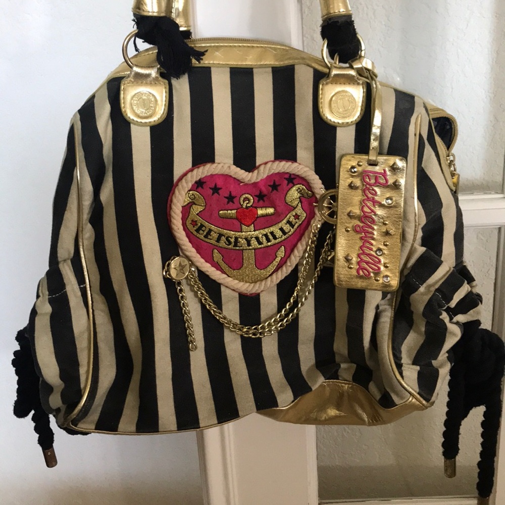 Betsey Johnson Betseyville purse